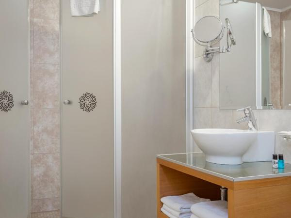 Marmara Hotel Budapest : photo 1 de la chambre suite junior avec balcon