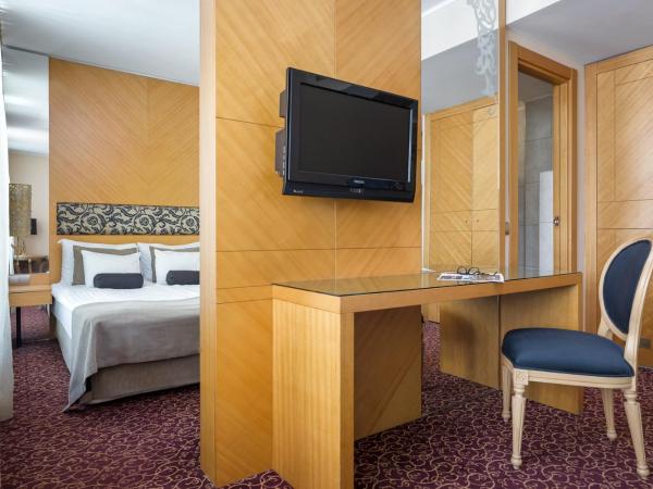 Marmara Hotel Budapest : photo 3 de la chambre suite junior avec balcon