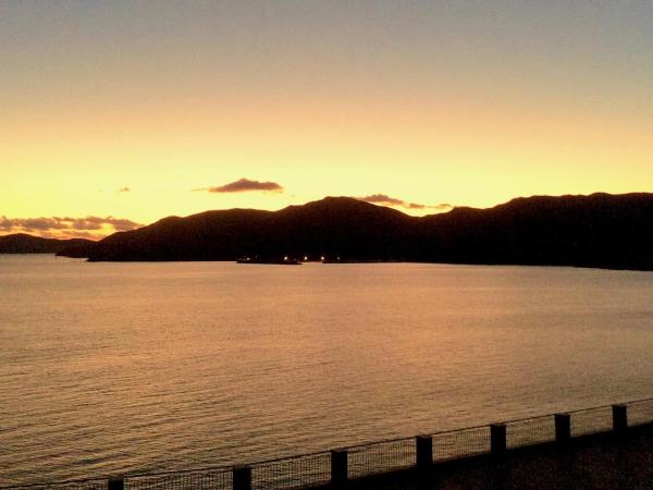 Apartment on the sea : photo 9 de la chambre appartement - vue sur mer