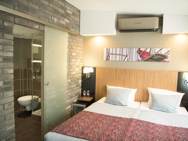 Hotel Munich City : photo 5 de la chambre chambre double supérieure avec climatisation