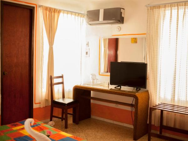 Hotel Carrillos Cancun : photo 1 de la chambre chambre double