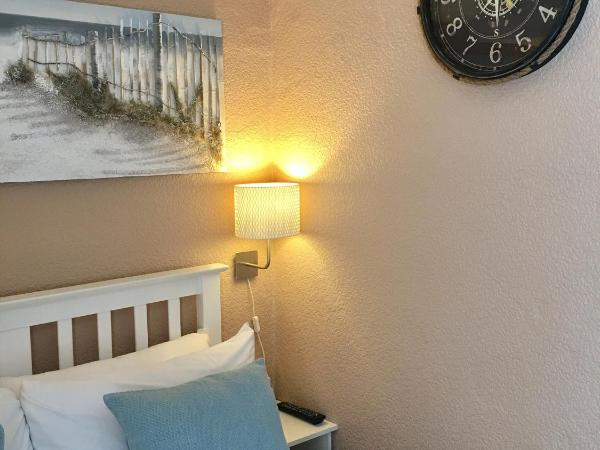 Corona Blackpool : photo 4 de la chambre chambre familiale (2 adultes + 2 enfants) communicante 