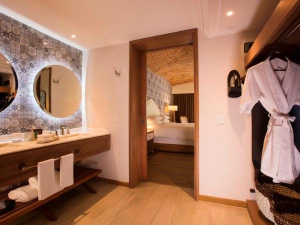 The Hacienda at Krystal Grand Puerto Vallarta- All Inclusive : photo 3 de la chambre suite junior