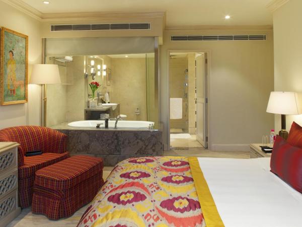 Taj Palace, New Delhi : photo 8 de la chambre garden presidential 2 bed suite pool view