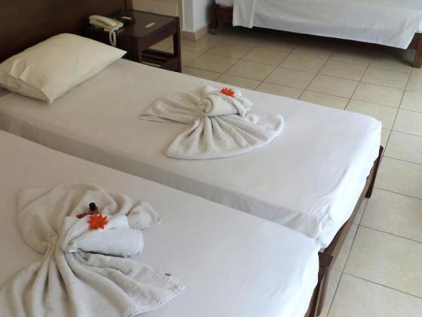 Poseidon Hotel : photo 7 de la chambre chambre triple