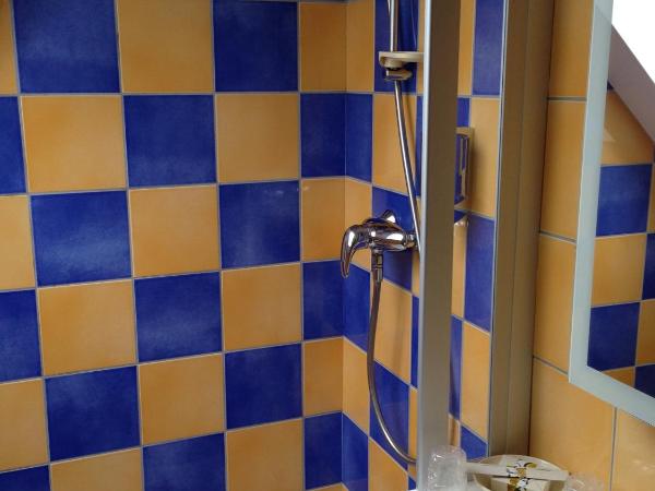 Hotel des Marquisats : photo 1 de la chambre chambre double standard - côté forêt