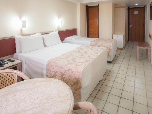 Hotel Golden Park Salvador : photo 1 de la chambre triple room with double bed and 