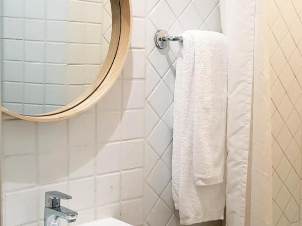 Les Lauriers : photo 2 de la chambre chambre double standard