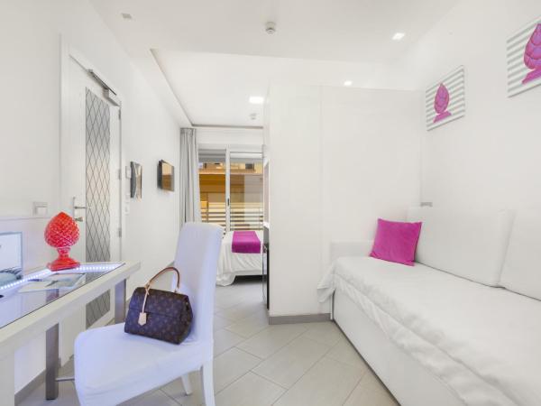 Hotel Tasso Suites & Spa : photo 7 de la chambre chambre double deluxe avec terrasse