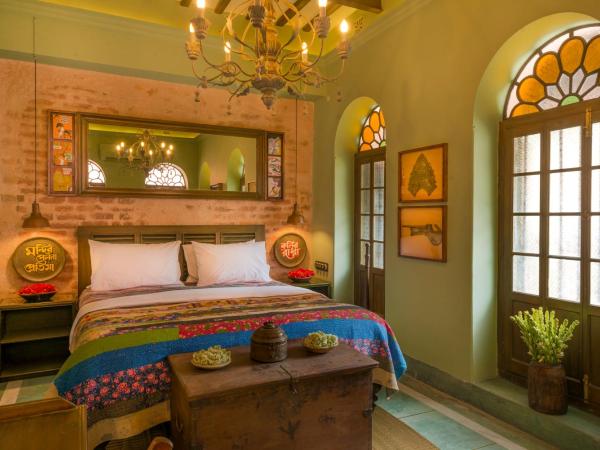 Calcutta Bungalow : photo 9 de la chambre suite lit king-size avec balcon