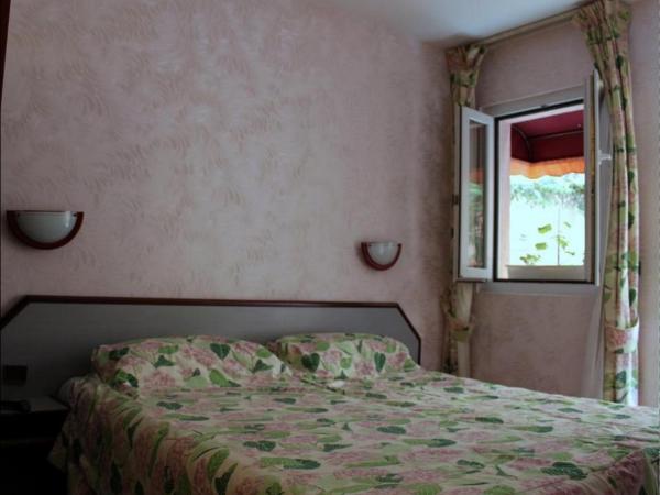 Hôtel Aladin : photo 5 de la chambre chambre lits jumeaux standard
