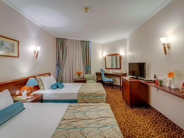 Best Western Plus Khan Hotel : photo 4 de la chambre chambre double ou lits jumeaux standard