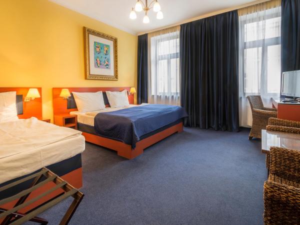 Hotel Arte : photo 4 de la chambre chambre triple standard