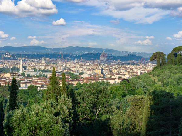 Il Salviatino Firenze : photo 9 de la chambre chambre double de luxe avec vue sur la cathédrale