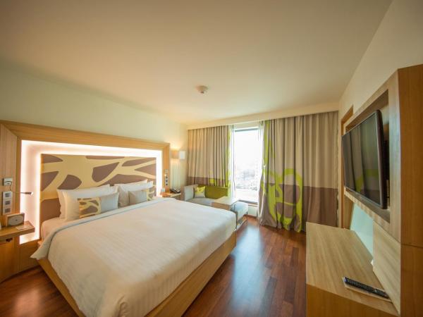 Novotel Chennai OMR : photo 2 de la chambre superior room - king bed						