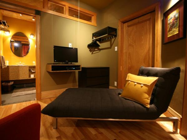 A La Carte Bed & Breakfast : photo 5 de la chambre chambre lit queen-size