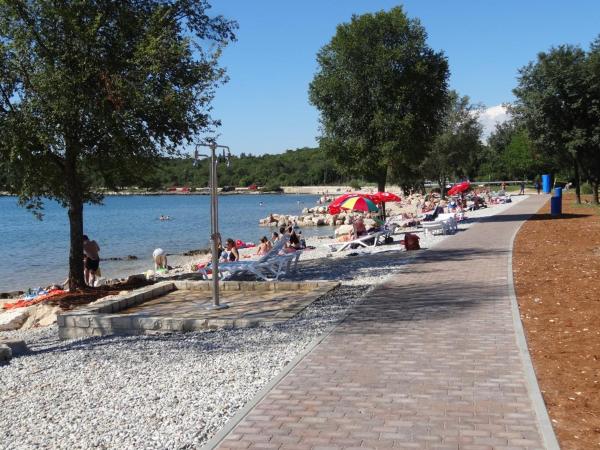 Arthouse Villa Palma : photo 5 de la chambre chambre double ou lits jumeaux avec douche
