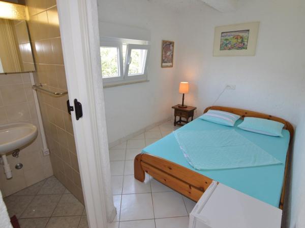 Arthouse Villa Palma : photo 3 de la chambre chambre double ou lits jumeaux avec douche