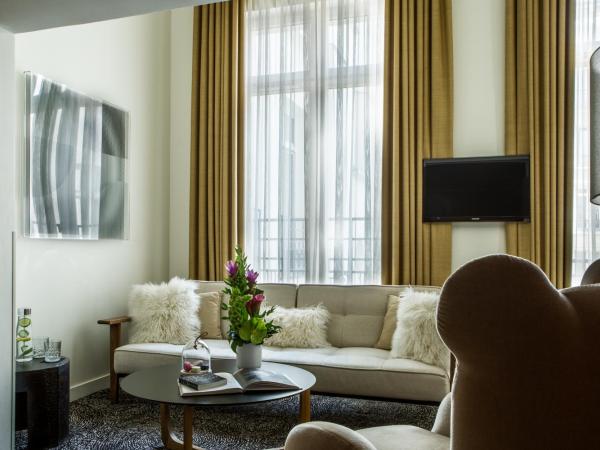 Hotel Marignan Champs-Elysées : photo 3 de la chambre suite junior