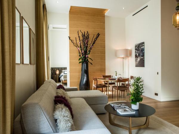 Hotel Marignan Champs-Elysées : photo 9 de la chambre suite prestige