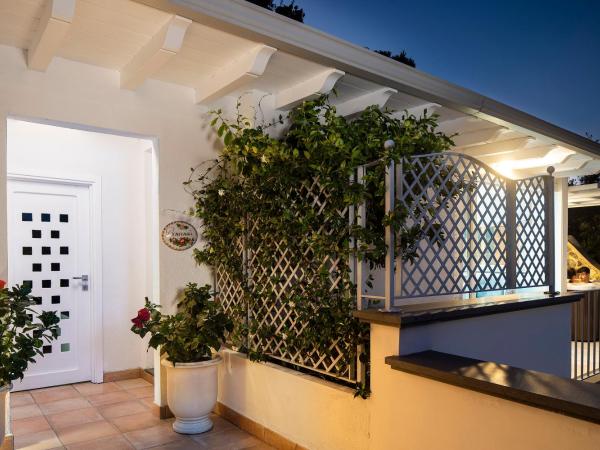 Grifo Hotel Charme & SPA : photo 2 de la chambre suite de luxe avec bain à remous