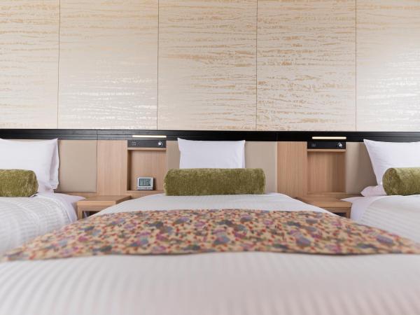 HOTEL MYSTAYS Kyoto Shijo : photo 3 de la chambre chambre triple de luxe - non-fumeurs