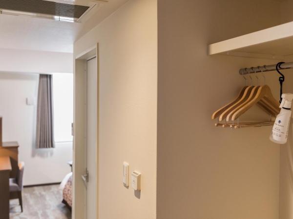 HOTEL MYSTAYS Kyoto Shijo : photo 3 de la chambre chambre lit queen-size supérieure - non-fumeurs