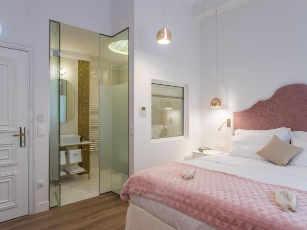 Bahar Boutique Hotel : photo 6 de la chambre chambre lit king-size avec baignoire spa