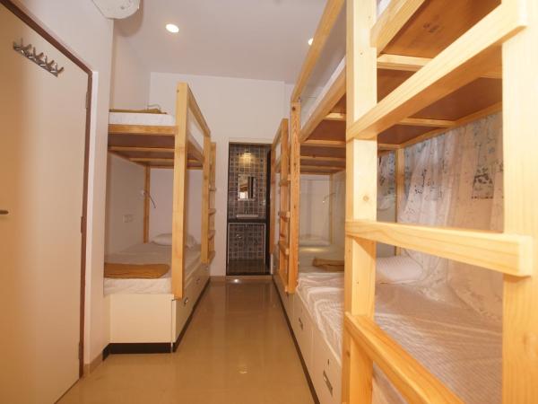 Mumbai Staytion Dorm Hostel - Near Marol Naka Andheri East : photo 5 de la chambre lit dans dortoir mixte de 8 lits
