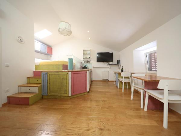 Central Apartments Integrated Hotel : photo 2 de la chambre studio supérieur - narodni trg 5