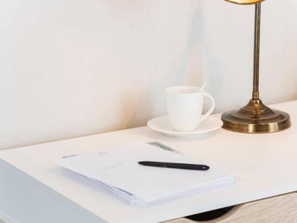 Hotel Acacia : photo 4 de la chambre chambre familiale confort