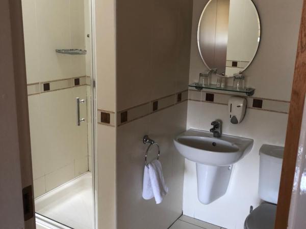 Laragh House B&B : photo 9 de la chambre chambre double