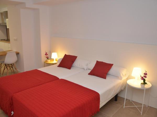 Bet Apartments - Abastos : photo 5 de la chambre studio familial