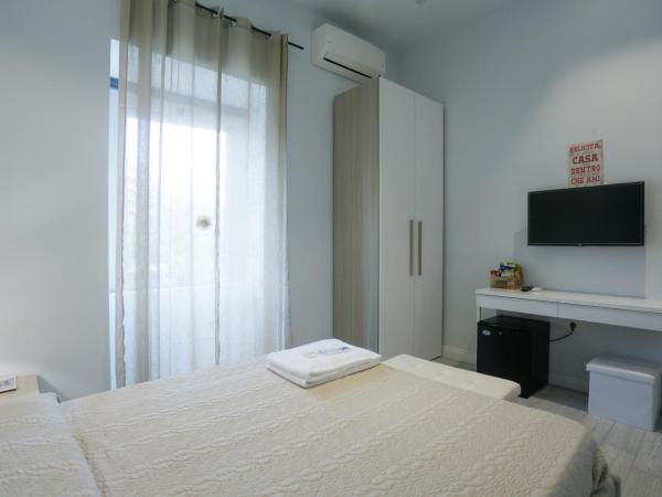 ESPOSITO PLAZA- ROOMS & SUITE : photo 9 de la chambre chambre double