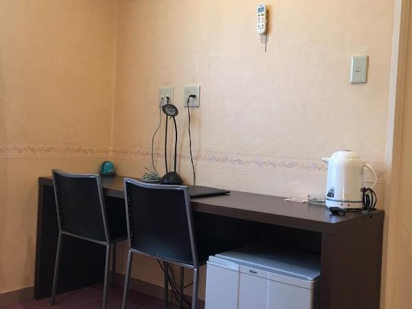 Business Hotel La Firenze : photo 4 de la chambre chambre lits jumeaux standard - fumeurs