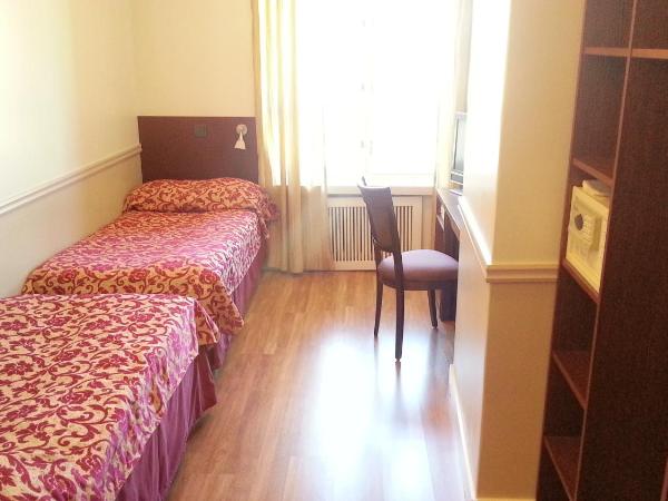 Hotel Anna : photo 4 de la chambre chambre lits jumeaux standard