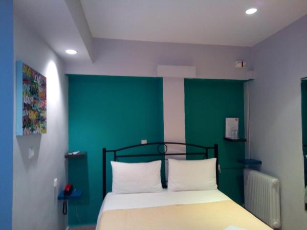 Zappion Hotel : photo 2 de la chambre chambre double en sous-sol (sans fenêtre)