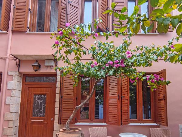 KasteliSuites : photo 5 de la chambre appartement (3 adultes)