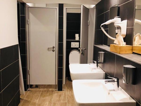 MAC City Hostel : photo 6 de la chambre lit dans dortoir pour femmes de 4 lits