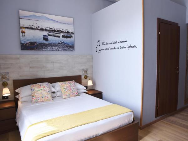 La Dimora Luca Giordano : photo 10 de la chambre chambre double deluxe