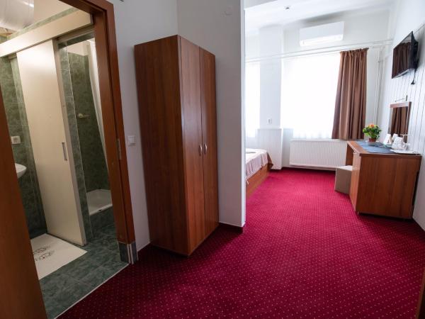 Népliget Hotel : photo 1 de la chambre chambre double deluxe