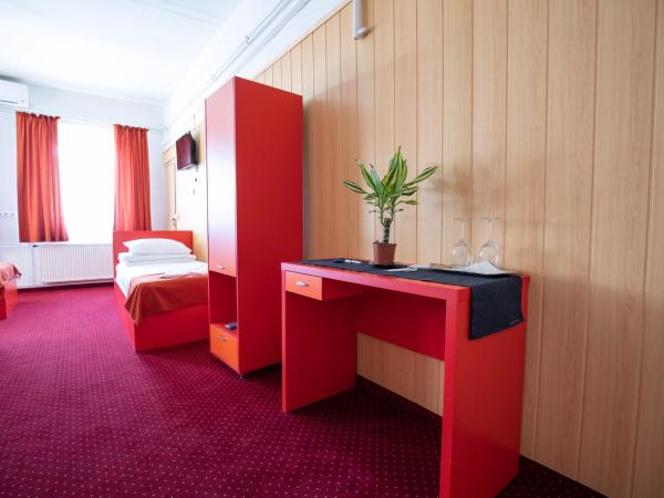 Népliget Hotel : photo 2 de la chambre chambre quadruple deluxe