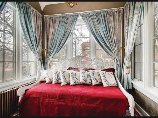 The Holiday Chalet Victorian : photo 3 de la chambre alexandrina suite