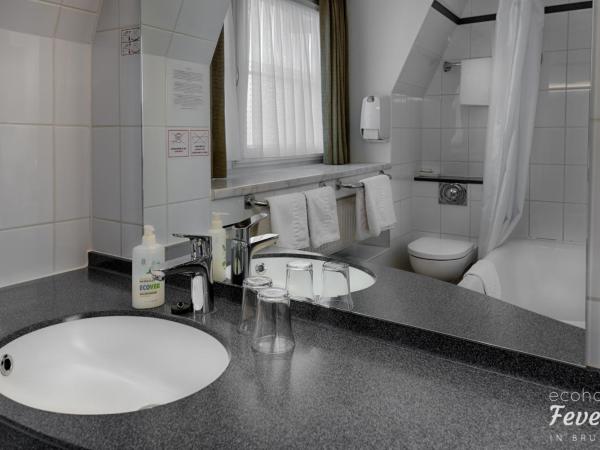 Hotel Fevery : photo 5 de la chambre chambre lit queen-size 