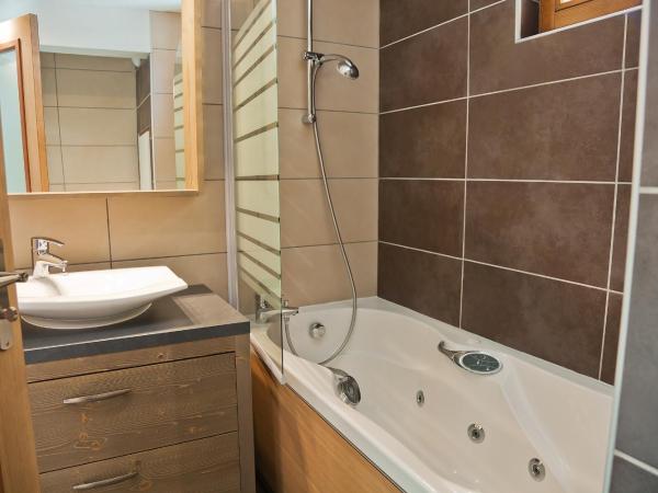 Résidence Les Balcons Platinium Val Thorens : photo 8 de la chambre appartement (2-4 adultes)