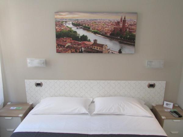 Affittacamere Verona in : photo 2 de la chambre chambre double standard