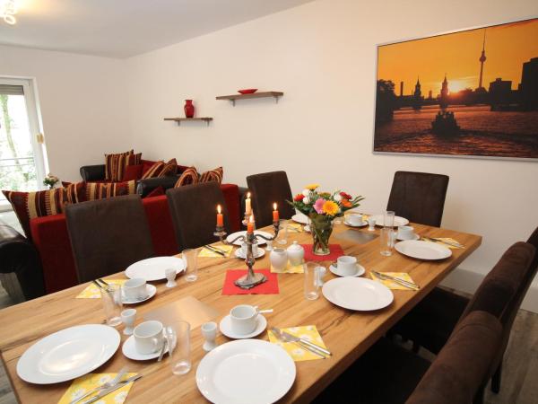 Apartments Tempelhof : photo 2 de la chambre appartement 3 chambres