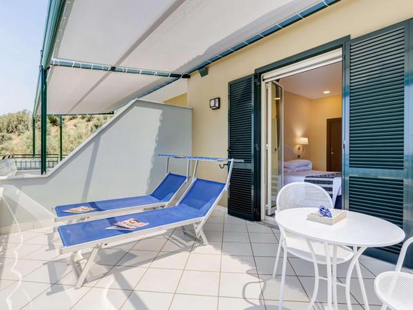 Best Western Hotel La Solara : photo 2 de la chambre chambre supérieure - vue sur mer