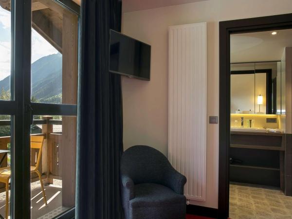 Excelsior Chamonix Hôtel & Spa : photo 2 de la chambre suite lit queen-size avec balcon