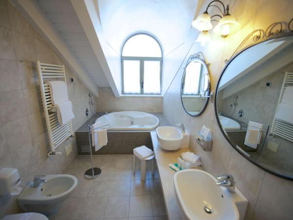 Best Western Crystal Palace Hotel : photo 4 de la chambre chambre lit king-size deluxe